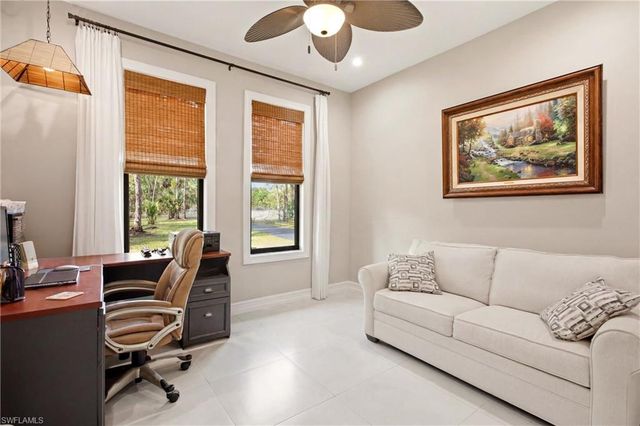 2627 6th AVE NE, Naples, FL 34120