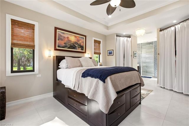 2627 6th AVE NE, Naples, FL 34120