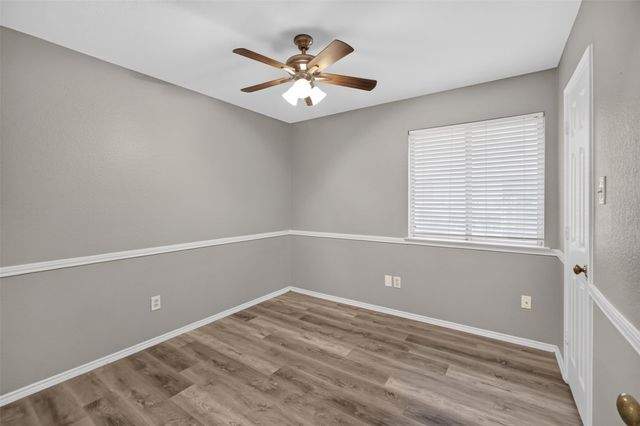 6318 Brookcrest Drive, Arlington, TX 76018