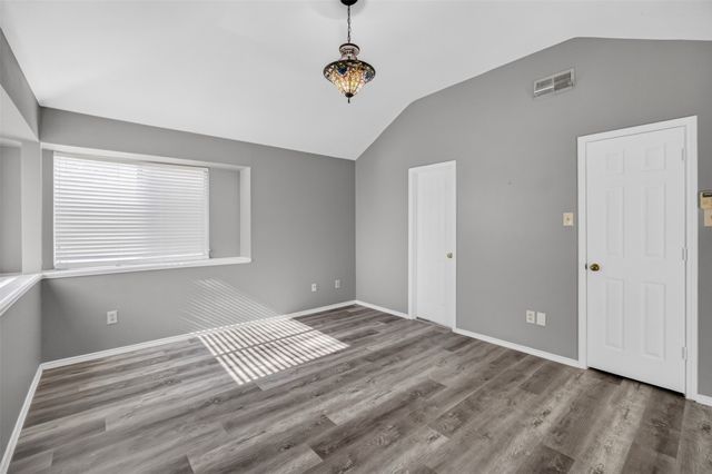 6318 Brookcrest Drive, Arlington, TX 76018