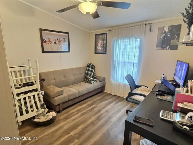 137 BONITA Drive, Palatka, FL 32177