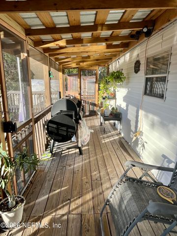 137 BONITA Drive, Palatka, FL 32177