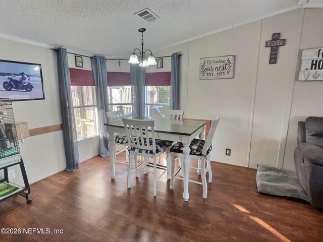 137 BONITA Drive, Palatka, FL 32177