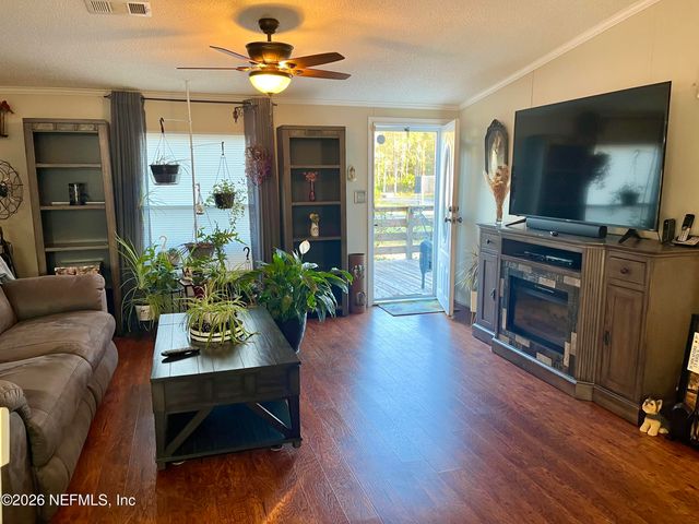 137 BONITA Drive, Palatka, FL 32177