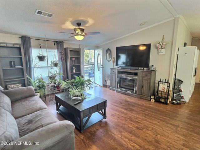 137 BONITA Drive, Palatka, FL 32177