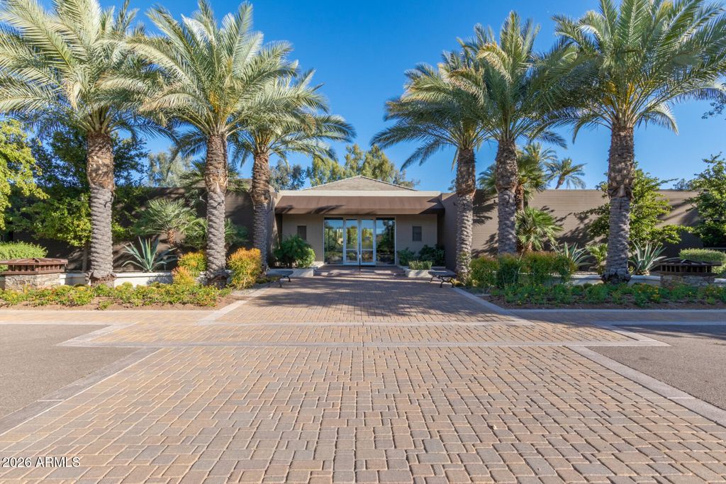 Image 35 of property listing at 7272 E GAINEY RANCH Road 42, Scottsdale, AZ 85258
