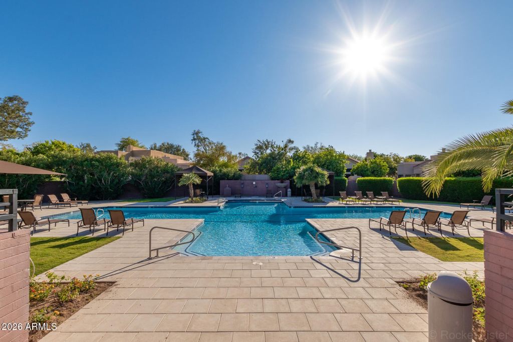 Image 36 of property listing at 7272 E GAINEY RANCH Road 42, Scottsdale, AZ 85258