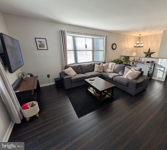 51 S GOLFWOOD AVE, Carneys Point, NJ 08069