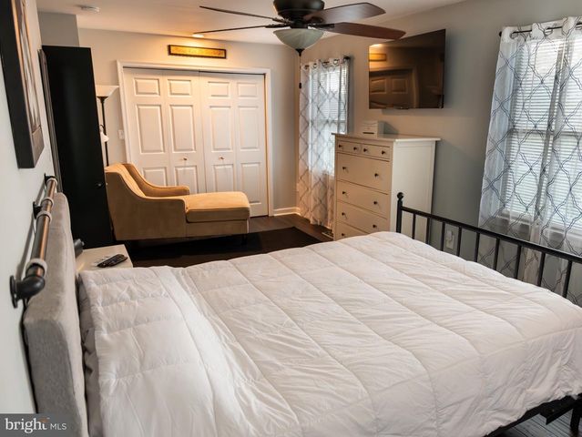 51 S GOLFWOOD AVE, Carneys Point, NJ 08069