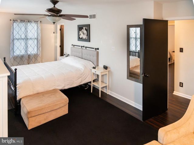 51 S GOLFWOOD AVE, Carneys Point, NJ 08069