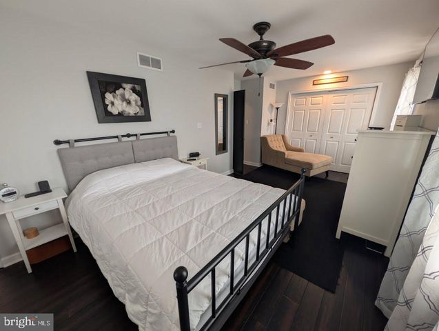 51 S GOLFWOOD AVE, Carneys Point, NJ 08069