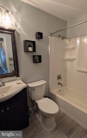 51 S GOLFWOOD AVE, Carneys Point, NJ 08069