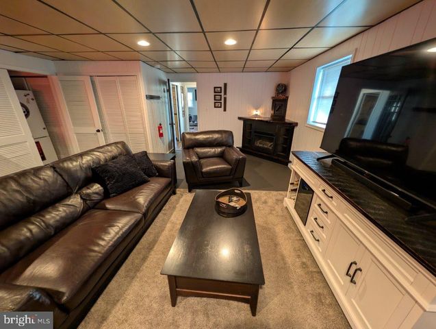 51 S GOLFWOOD AVE, Carneys Point, NJ 08069