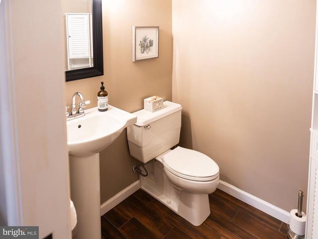 51 S GOLFWOOD AVE, Carneys Point, NJ 08069