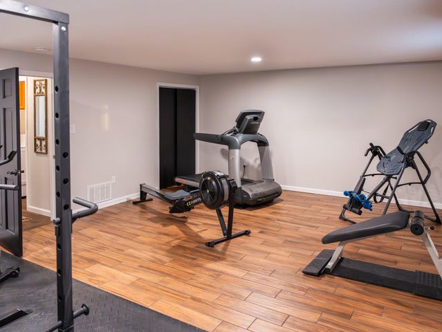 51 S GOLFWOOD AVE, Carneys Point, NJ 08069