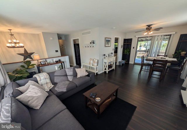 51 S GOLFWOOD AVE, Carneys Point, NJ 08069