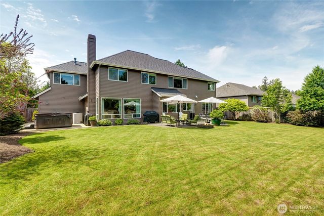 1220 268th Way SE, Sammamish, WA 98075
