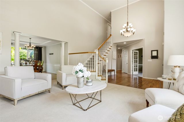 1220 268th Way SE, Sammamish, WA 98075