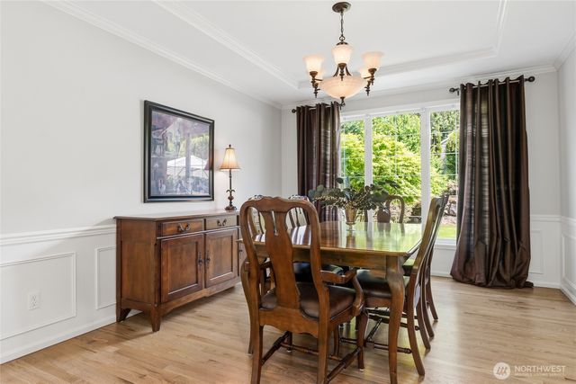 1220 268th Way SE, Sammamish, WA 98075