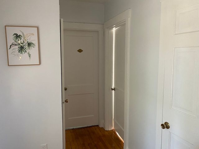 90 Lowell Ave, Haverhill, MA 01832