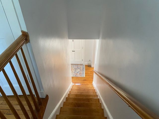 90 Lowell Ave, Haverhill, MA 01832