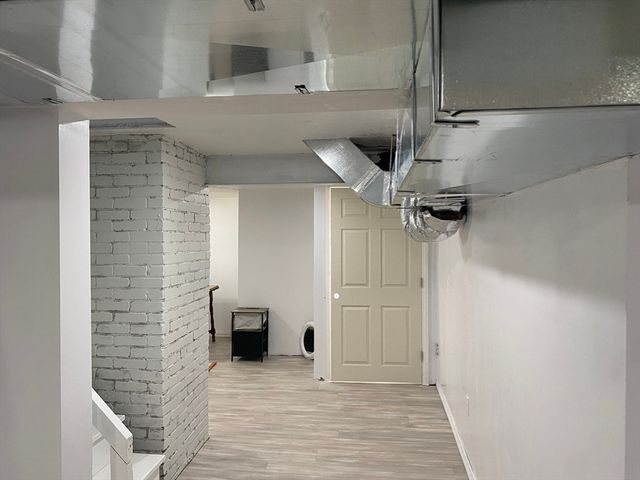 90 Lowell Ave, Haverhill, MA 01832