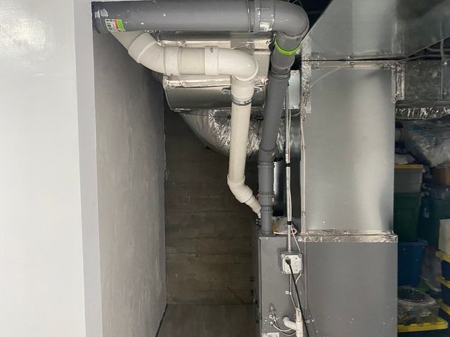 90 Lowell Ave, Haverhill, MA 01832