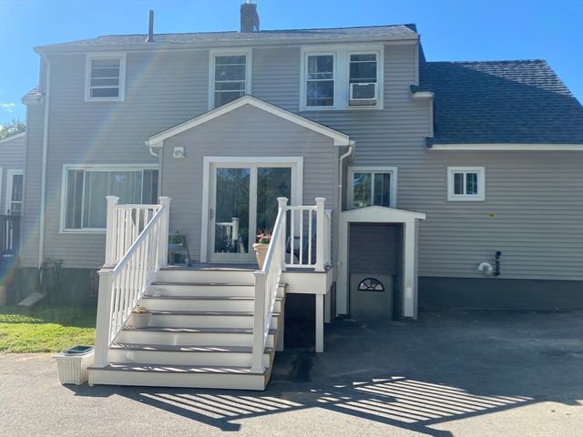 90 Lowell Ave, Haverhill, MA 01832