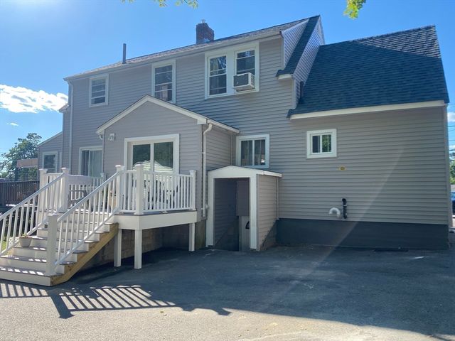 90 Lowell Ave, Haverhill, MA 01832