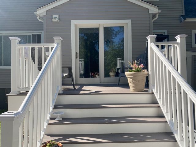 90 Lowell Ave, Haverhill, MA 01832