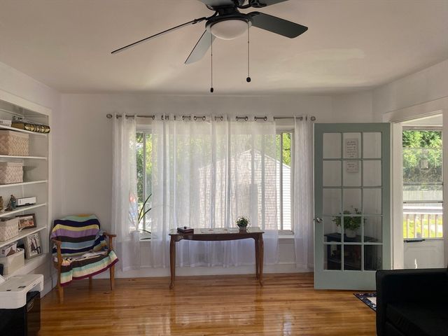 90 Lowell Ave, Haverhill, MA 01832