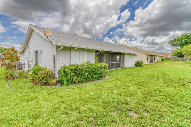 10360 NW 31st Ct, Sunrise, FL 33351