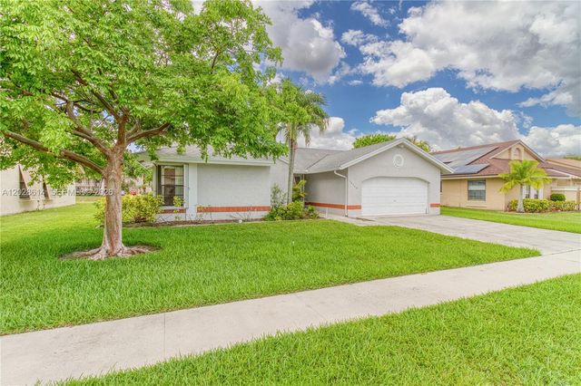 10360 NW 31st Ct, Sunrise, FL 33351