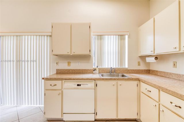 10360 NW 31st Ct, Sunrise, FL 33351