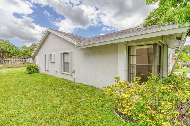 10360 NW 31st Ct, Sunrise, FL 33351