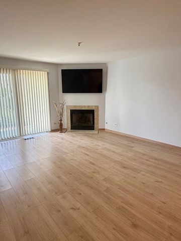 9513 Washington Avenue, Morton Grove, IL 60053