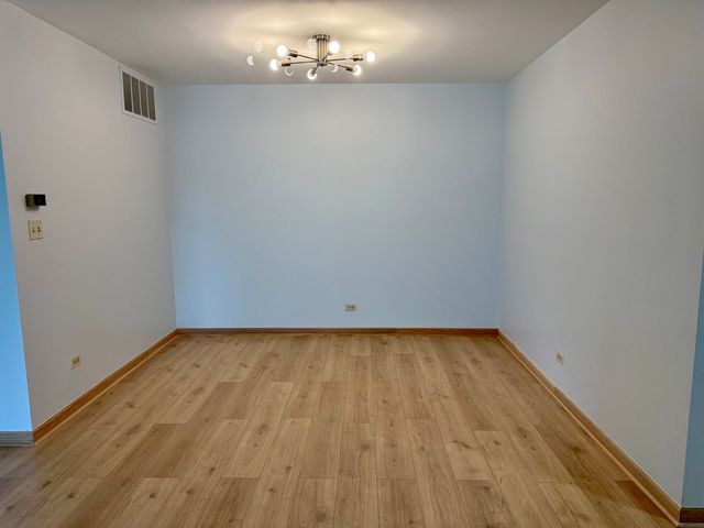 9513 Washington Avenue, Morton Grove, IL 60053