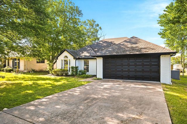 2510 Farr Street, Caddo Mills, TX 75135