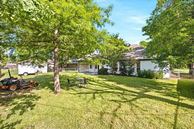 2510 Farr Street, Caddo Mills, TX 75135