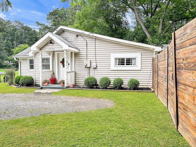 4548 Spring Street Extension, Acworth, GA 30101
