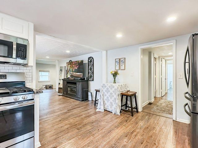 4548 Spring Street Extension, Acworth, GA 30101