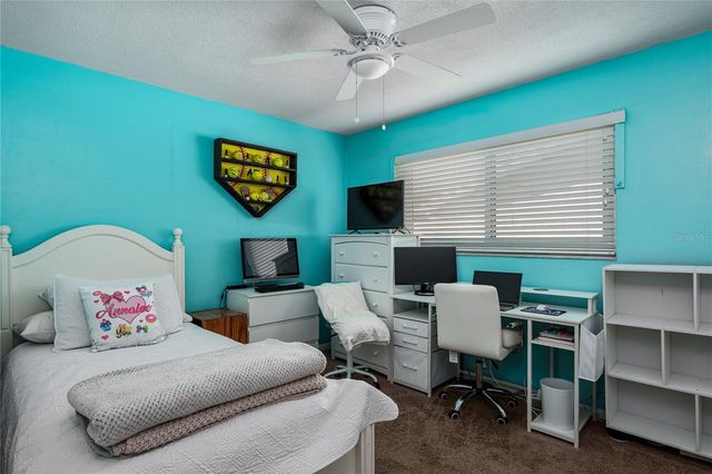 6232 33RD AVENUE N, St Petersburg, FL 33710