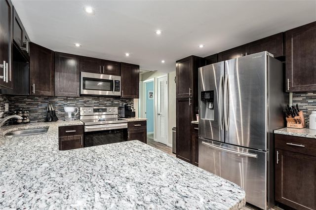 6232 33RD AVENUE N, St Petersburg, FL 33710