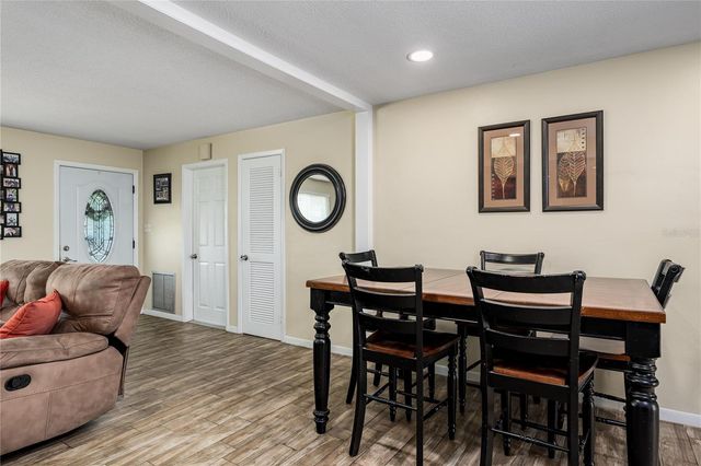 6232 33RD AVENUE N, St Petersburg, FL 33710