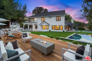 4050 Clarinda Drive, Tarzana, CA 91356