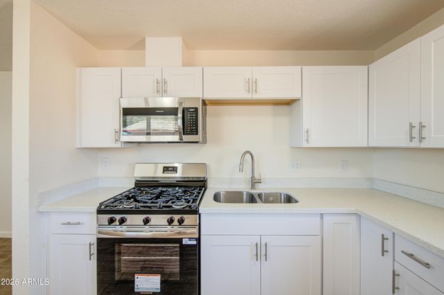 314 W SEAGOE Avenue, Coolidge, AZ 85128