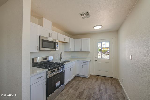 314 W SEAGOE Avenue, Coolidge, AZ 85128