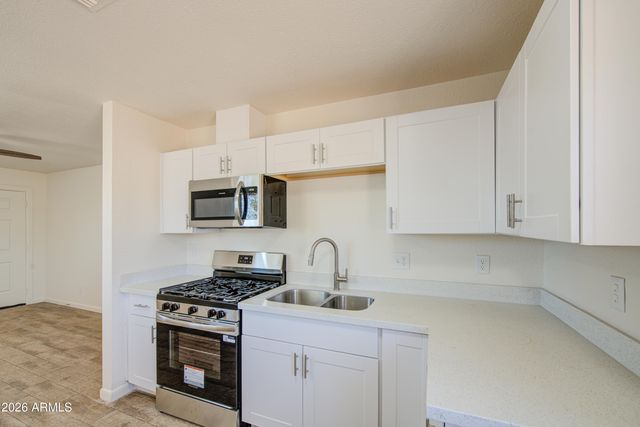 314 W SEAGOE Avenue, Coolidge, AZ 85128