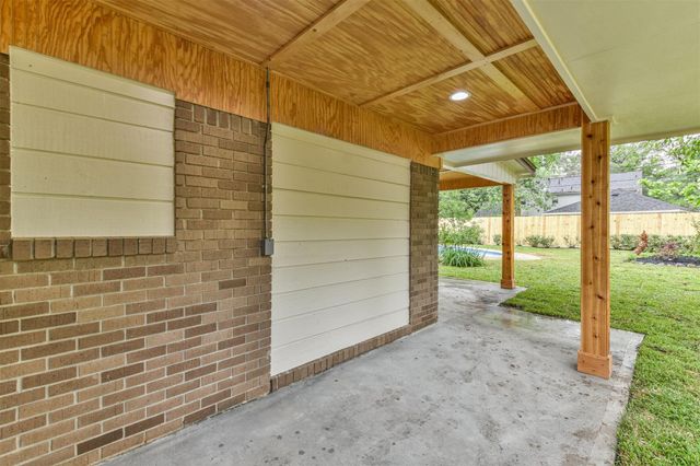 626 Silverton Street, Spring, TX 77373