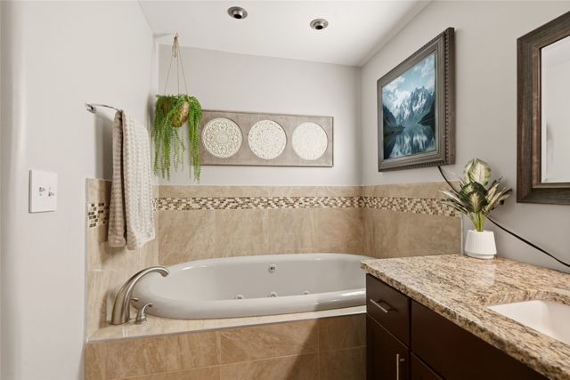 2 Arbol Grande, Santa Fe, NM 87506